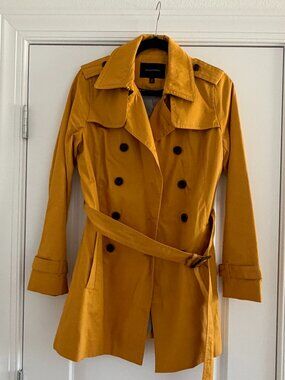 Banana Republic Short Trench Coat
